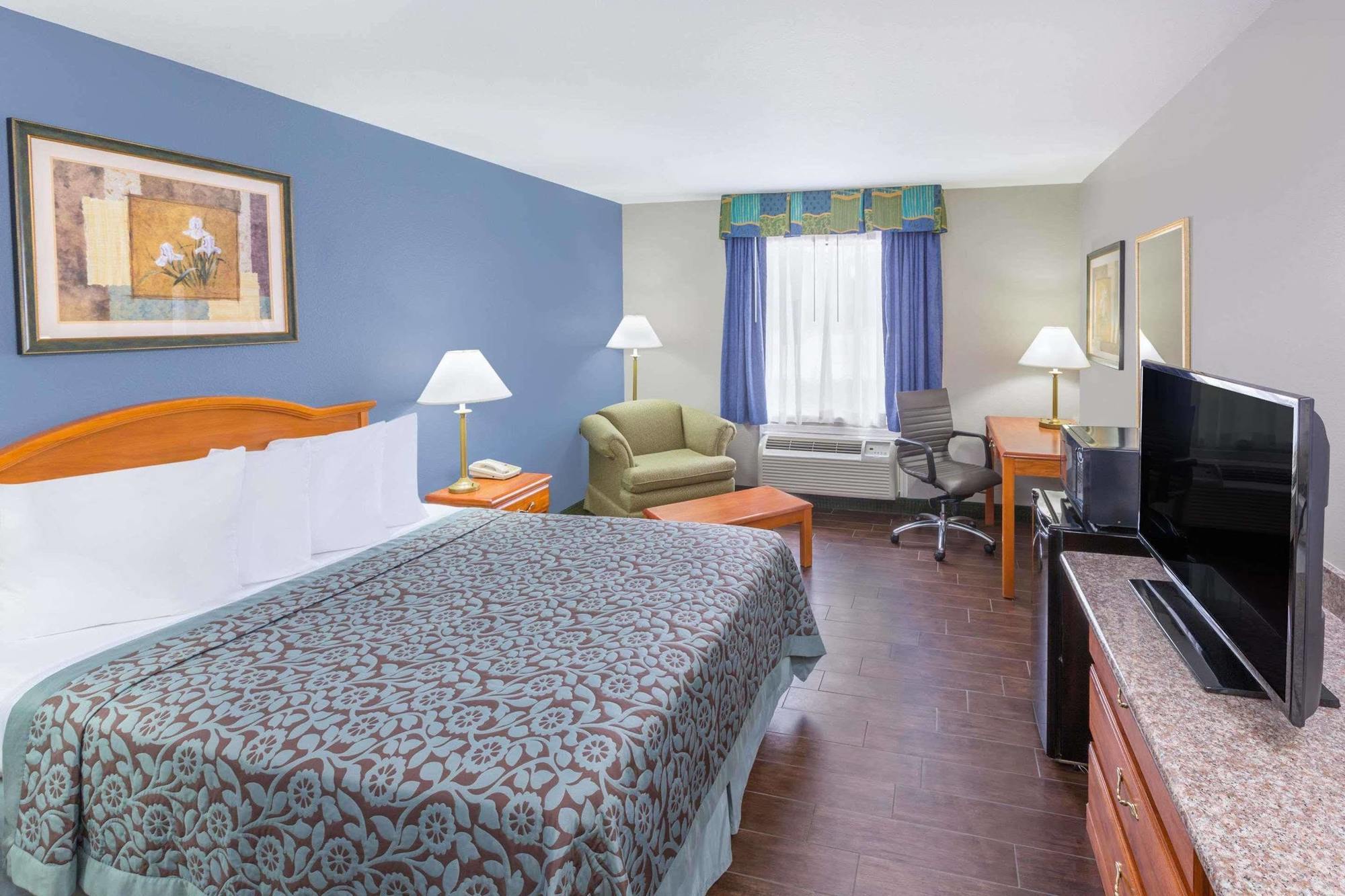 Days Inn By Wyndham Galliano La Extérieur photo